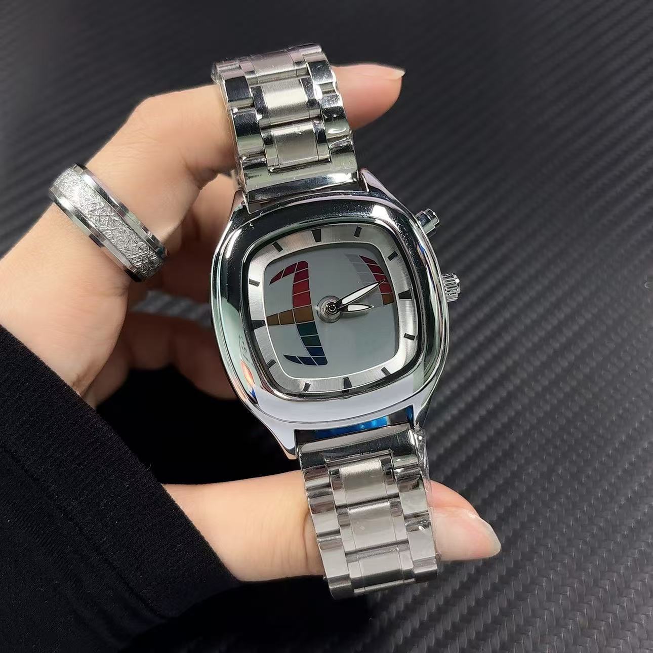 The Millennium Retro Style Men - Vintage Watch Collecting 评论和价格
