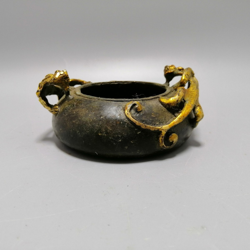 Vintage Ornament Glass Dragon  - Vintage Collectible Ashtrays 评论和价格