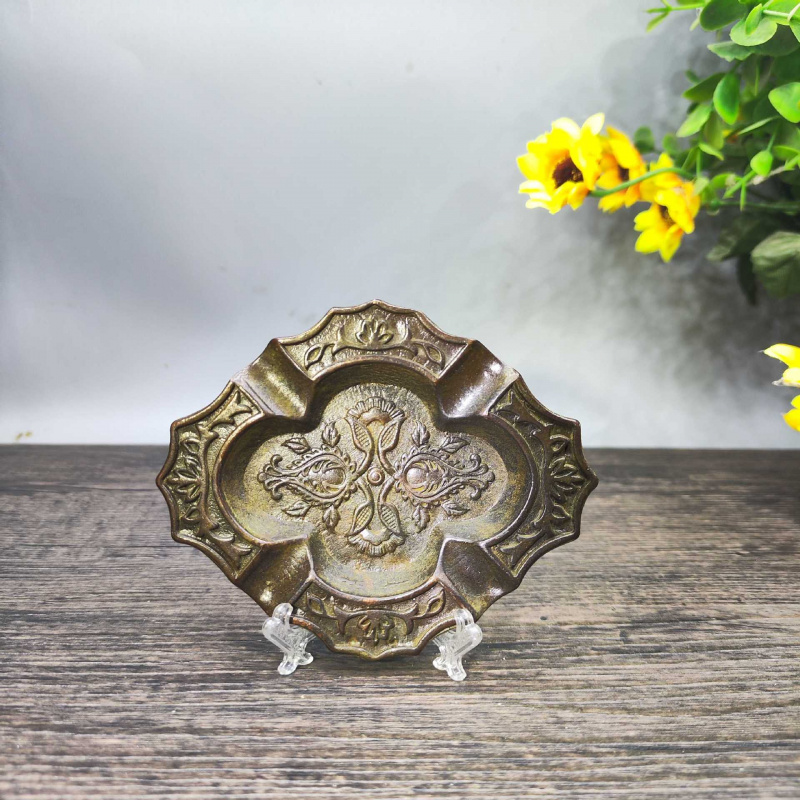 Antique collection, vintage -p - Vintage Collectible Ashtrays 评论和价格