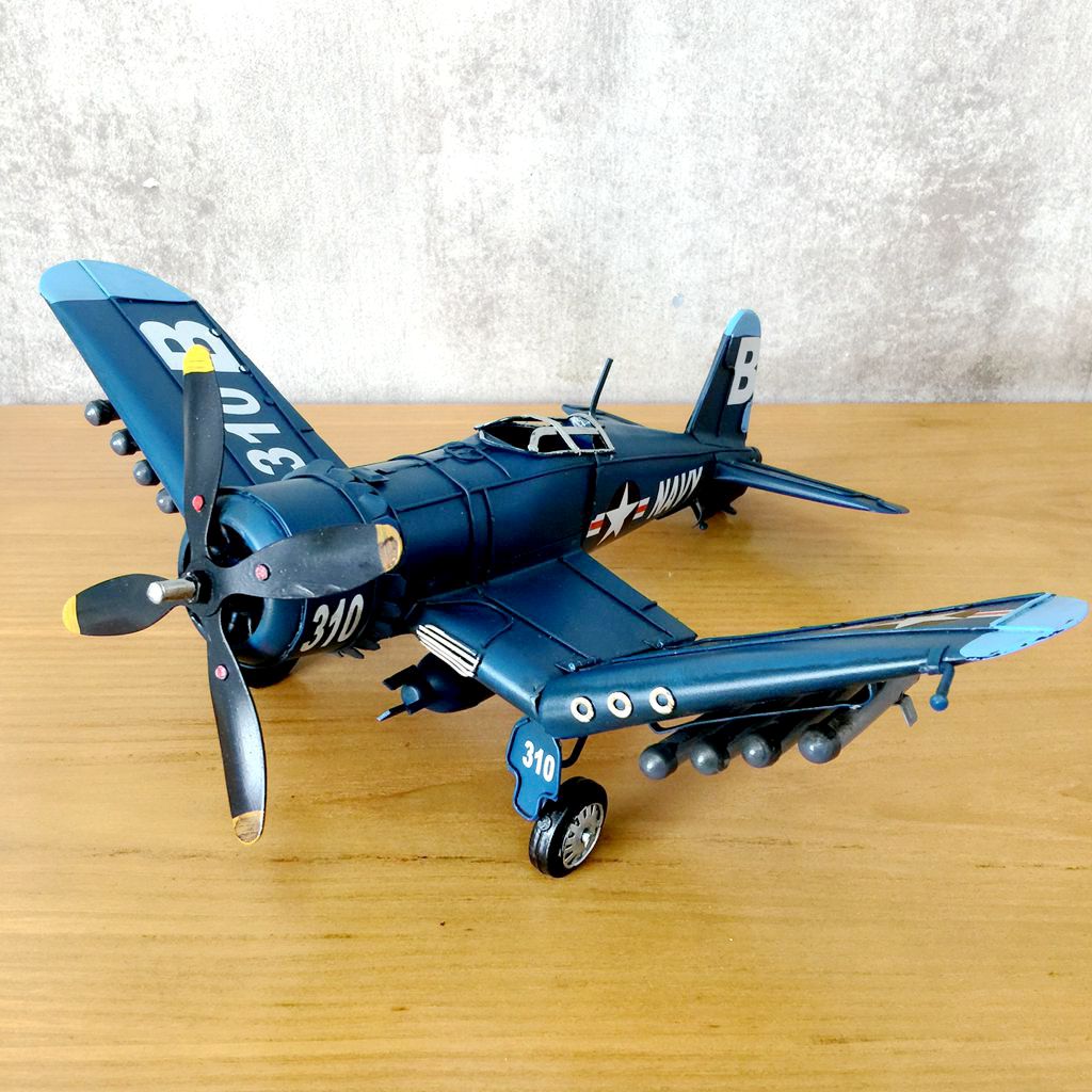 Vintage Ironwork Tin Airplane  - Vintage Collectible Tins 评论和价格
